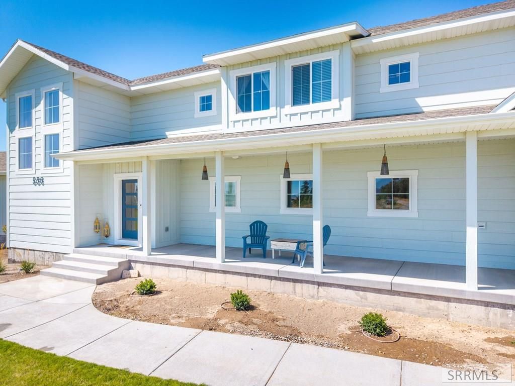 Image 61 of property listing at 956 E 1100 N, Shelley, ID 83274