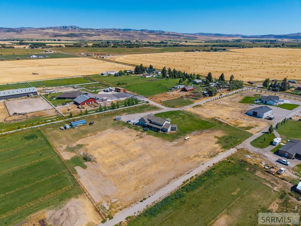 Image 68 of property listing at 956 E 1100 N, Shelley, ID 83274