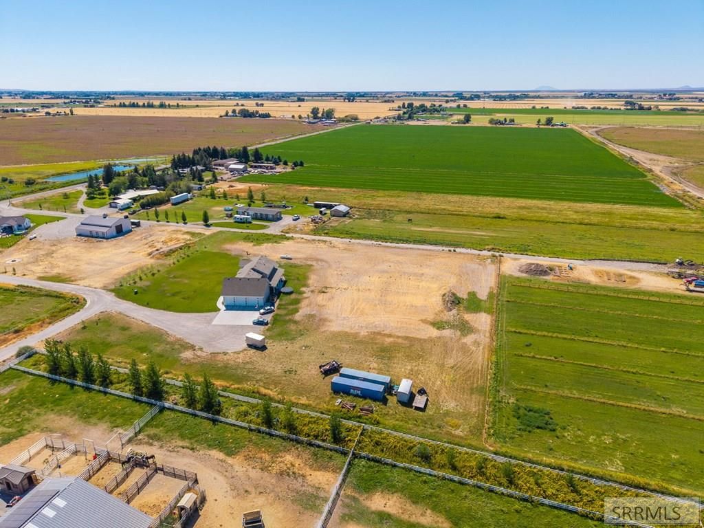 Image 71 of property listing at 956 E 1100 N, Shelley, ID 83274