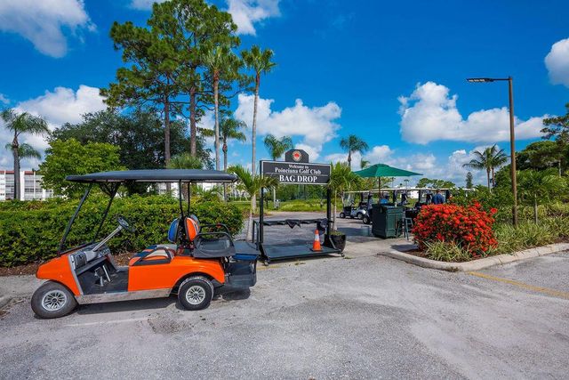 3661 Via Poinciana Road 206, Lake Worth, FL 33461