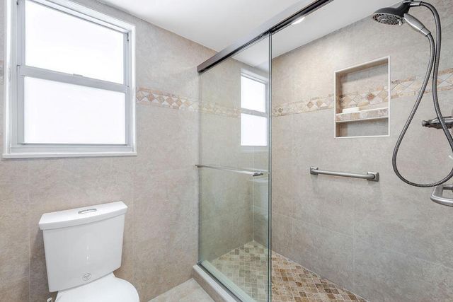 3661 Via Poinciana Road 206, Lake Worth, FL 33461