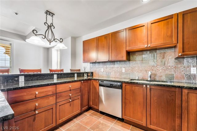 2405 West Serene Avenue 529, Las Vegas, NV 89123