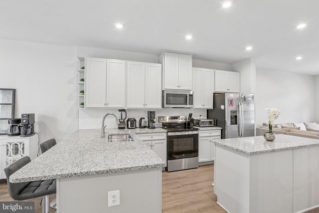 158 WOODGATE CIR, Pasadena, MD 21122