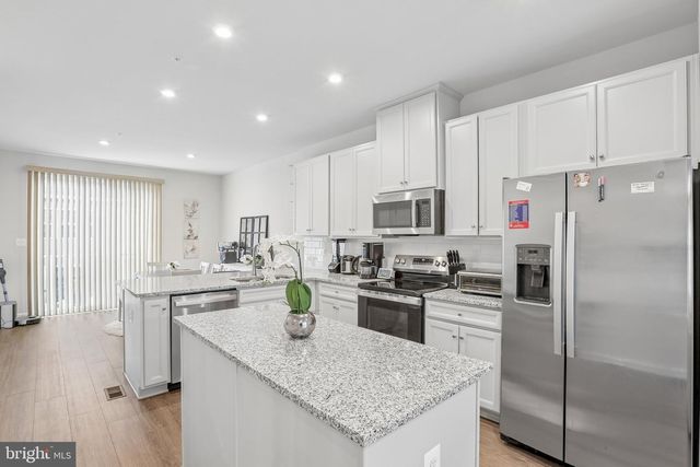 158 WOODGATE CIR, Pasadena, MD 21122