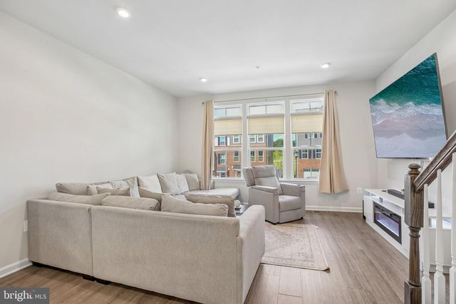 158 WOODGATE CIR, Pasadena, MD 21122