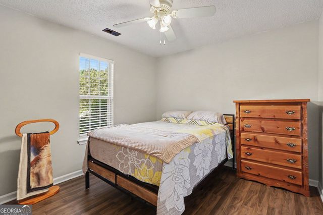 381 Buck Boulevard SE, Calhoun, GA 30701