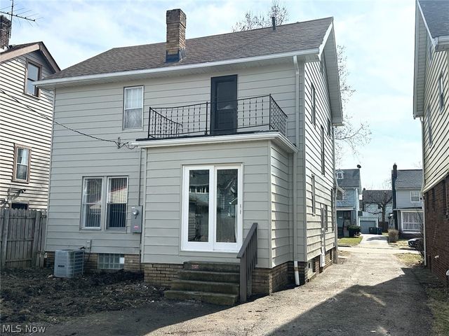 3409 Cedarbrook Road, Cleveland Heights, OH 44118