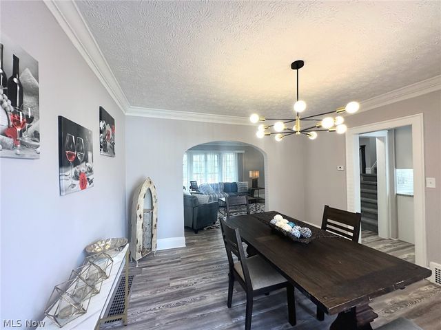 3409 Cedarbrook Road, Cleveland Heights, OH 44118