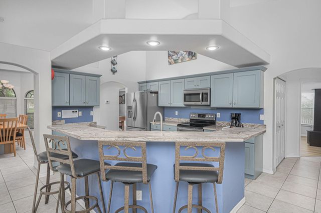 6410 NW Zee Court, Port St. Lucie, Port St Lucie, FL 34986