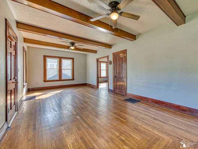 1103 W Temperance Road, Temperance, MI 48182