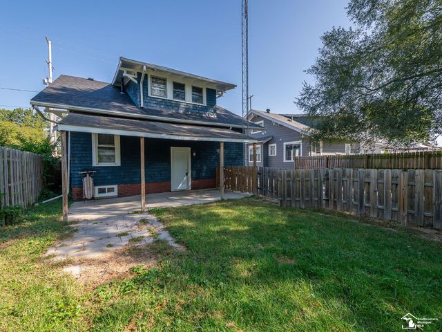 1103 W Temperance Road, Temperance, MI 48182