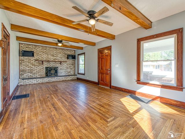 1103 W Temperance Road, Temperance, MI 48182