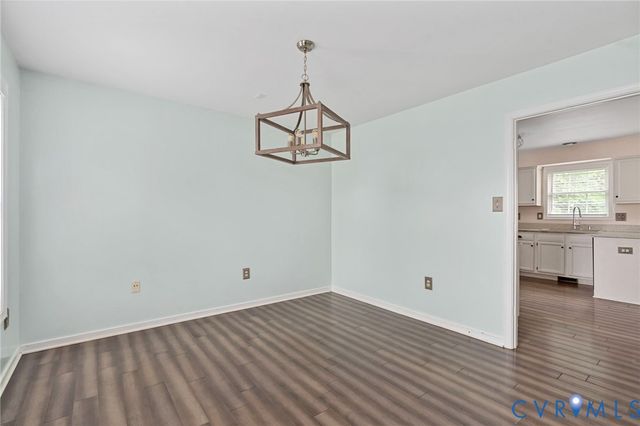 8210 Horsham Dr, Hanover, VA 23111