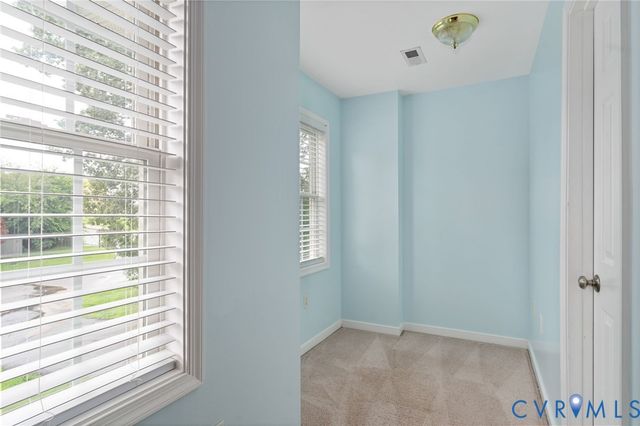 8210 Horsham Dr, Hanover, VA 23111