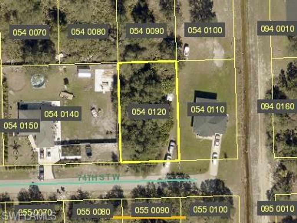 2602 74th ST W, Lehigh Acres, FL 33971