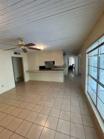 5300 Lake Crest Drive, Waco, TX 76710