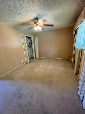 5300 Lake Crest Drive, Waco, TX 76710