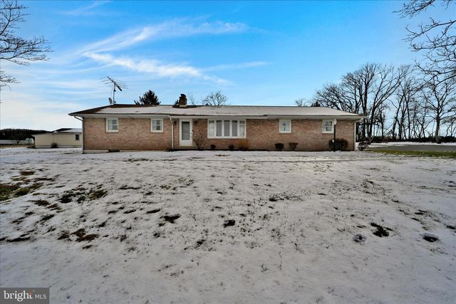 35 APPLE LN, Myerstown, PA 17067