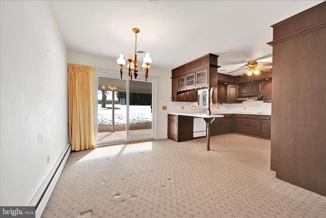 35 APPLE LN, Myerstown, PA 17067