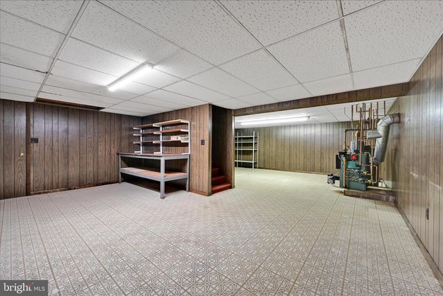 35 APPLE LN, Myerstown, PA 17067