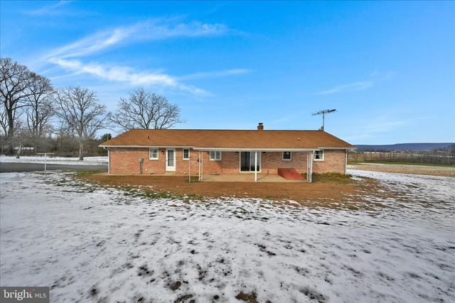 35 APPLE LN, Myerstown, PA 17067