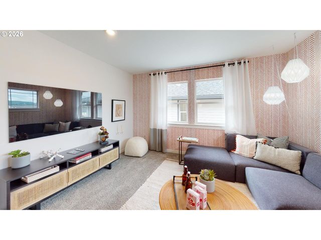 16786 Sw LEAF Ln, Portland, OR 97224