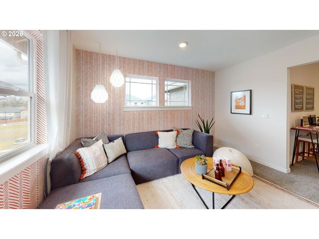 16786 Sw LEAF Ln, Portland, OR 97224