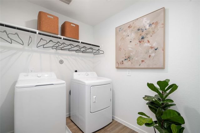 7613 Inwood Hills Lane, Houston, TX 77088