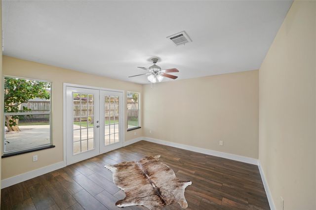 11804 Westmere Drive, Houston, TX 77077