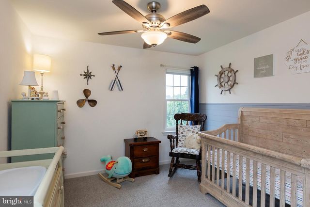 866 STONEBRIDGE DR, Lancaster, PA 17601