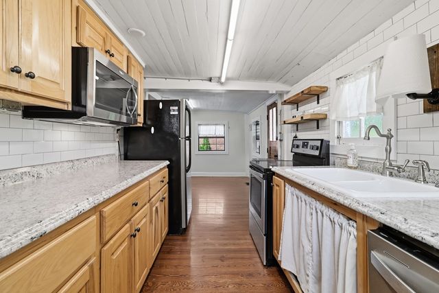 206 Kell Street, Ellijay, GA 30540