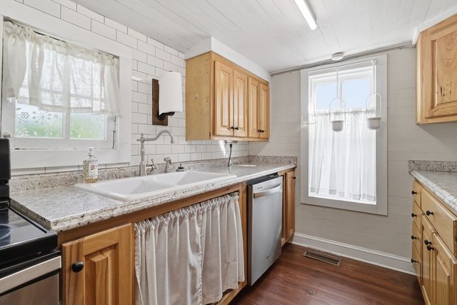 206 Kell Street, Ellijay, GA 30540