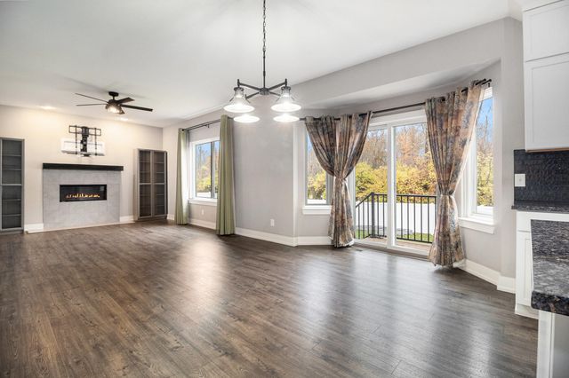 583 Falcon Drive, Dundee, MI 48131