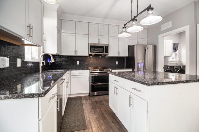 583 Falcon Drive, Dundee, MI 48131