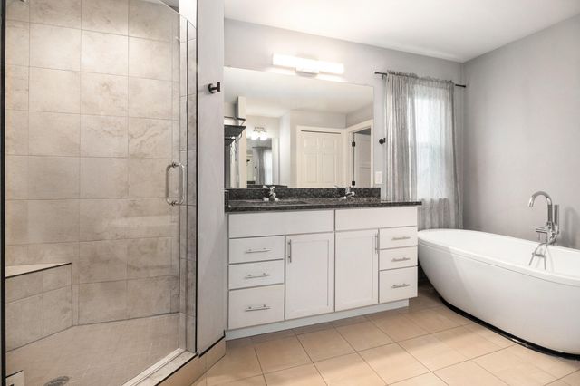 583 Falcon Drive, Dundee, MI 48131