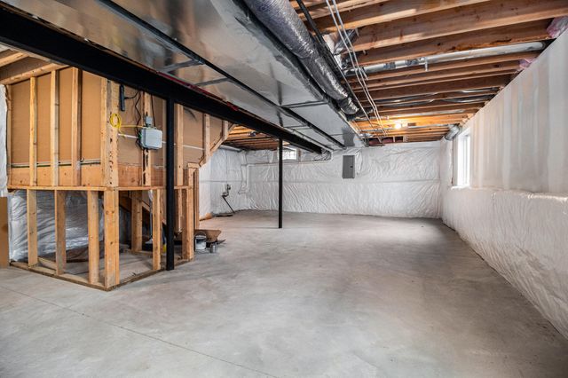 583 Falcon Drive, Dundee, MI 48131