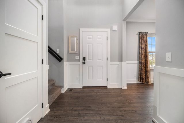 583 Falcon Drive, Dundee, MI 48131