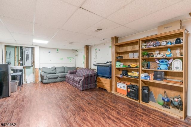 104 Redmont Rd, Watchung Boro, NJ 07069