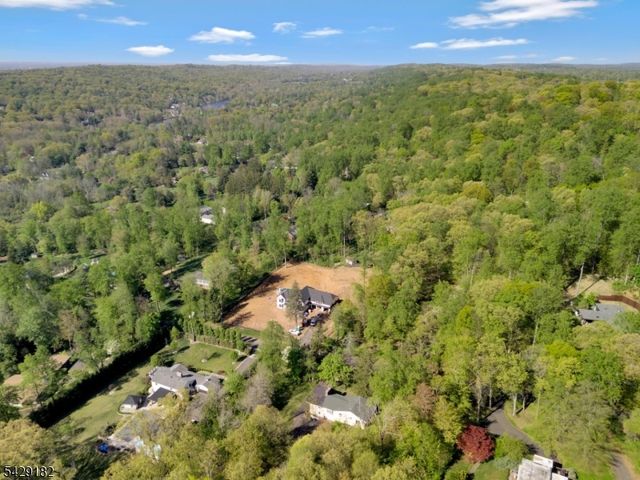 104 Redmont Rd, Watchung Boro, NJ 07069
