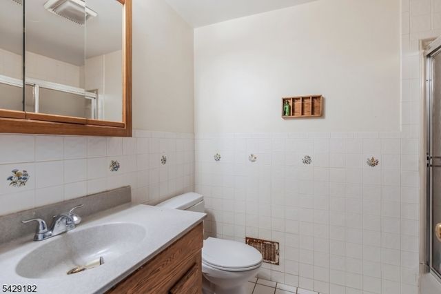 104 Redmont Rd, Watchung Boro, NJ 07069