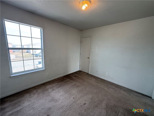 1402 Dugger Circle, Killeen, TX 76543