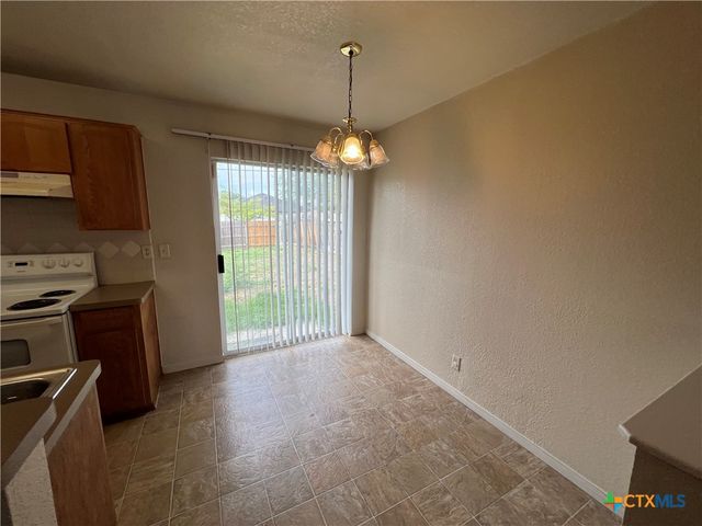 1402 Dugger Circle, Killeen, TX 76543