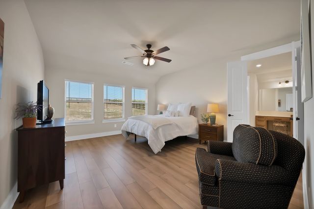 3608 Horseshoe Drive, Van Alstyne, TX 75495
