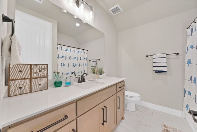 3608 Horseshoe Drive, Van Alstyne, TX 75495