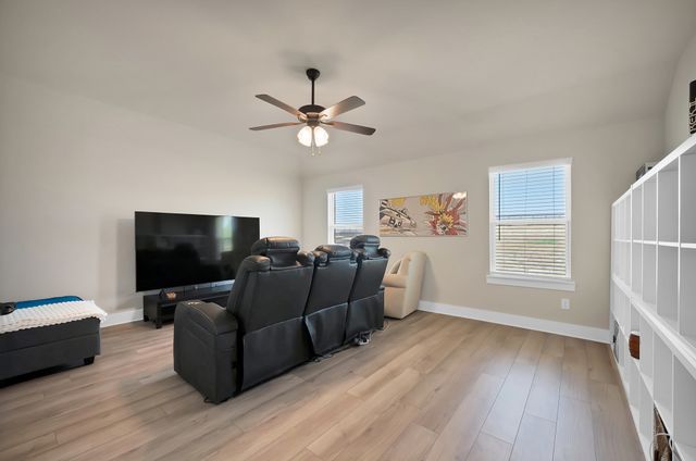 3608 Horseshoe Drive, Van Alstyne, TX 75495