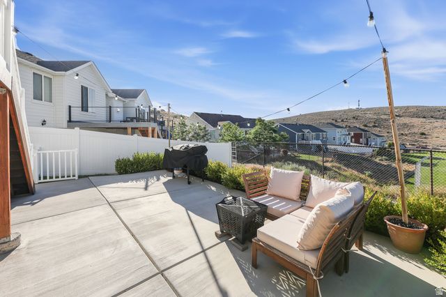 2607 E WHITE BIRCH DR, Eagle Mountain, UT 84005