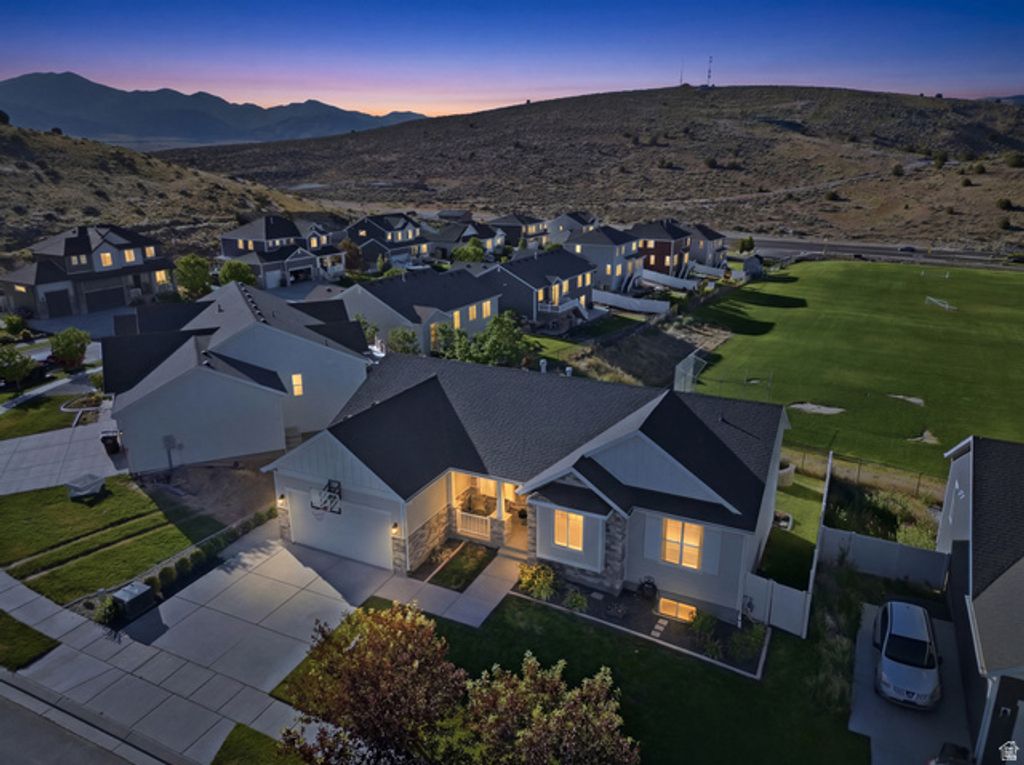 2607 E WHITE BIRCH DR, Eagle Mountain, UT 84005