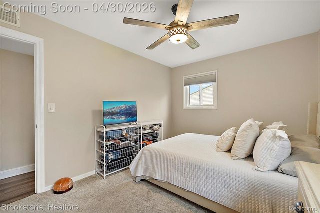 1759 Ashstan Drive, Walled Lake, MI 48390