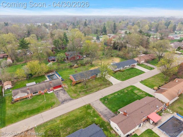 1759 Ashstan Drive, Walled Lake, MI 48390