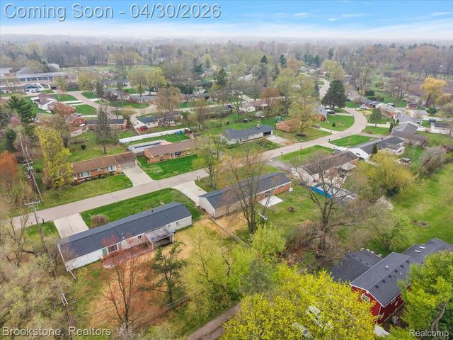 1759 Ashstan Drive, Walled Lake, MI 48390